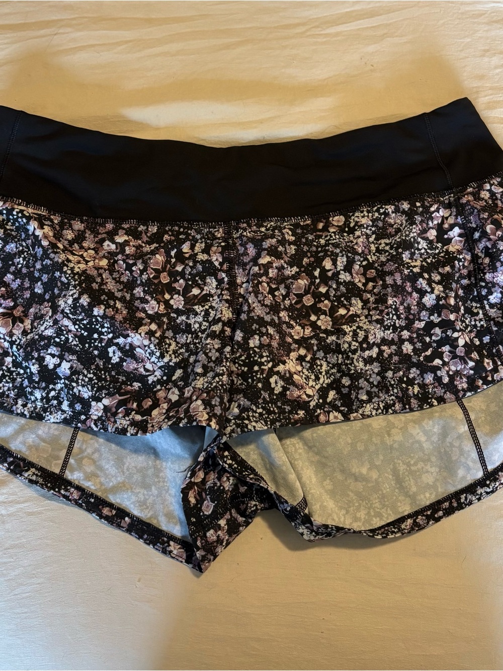 Lululemon Women’s Shorts, size 6